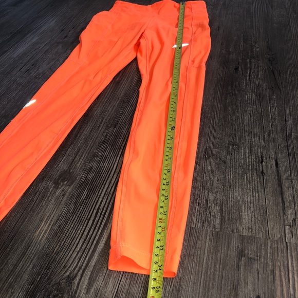 NWOT Brooks running leggings - Picture 3 of 7